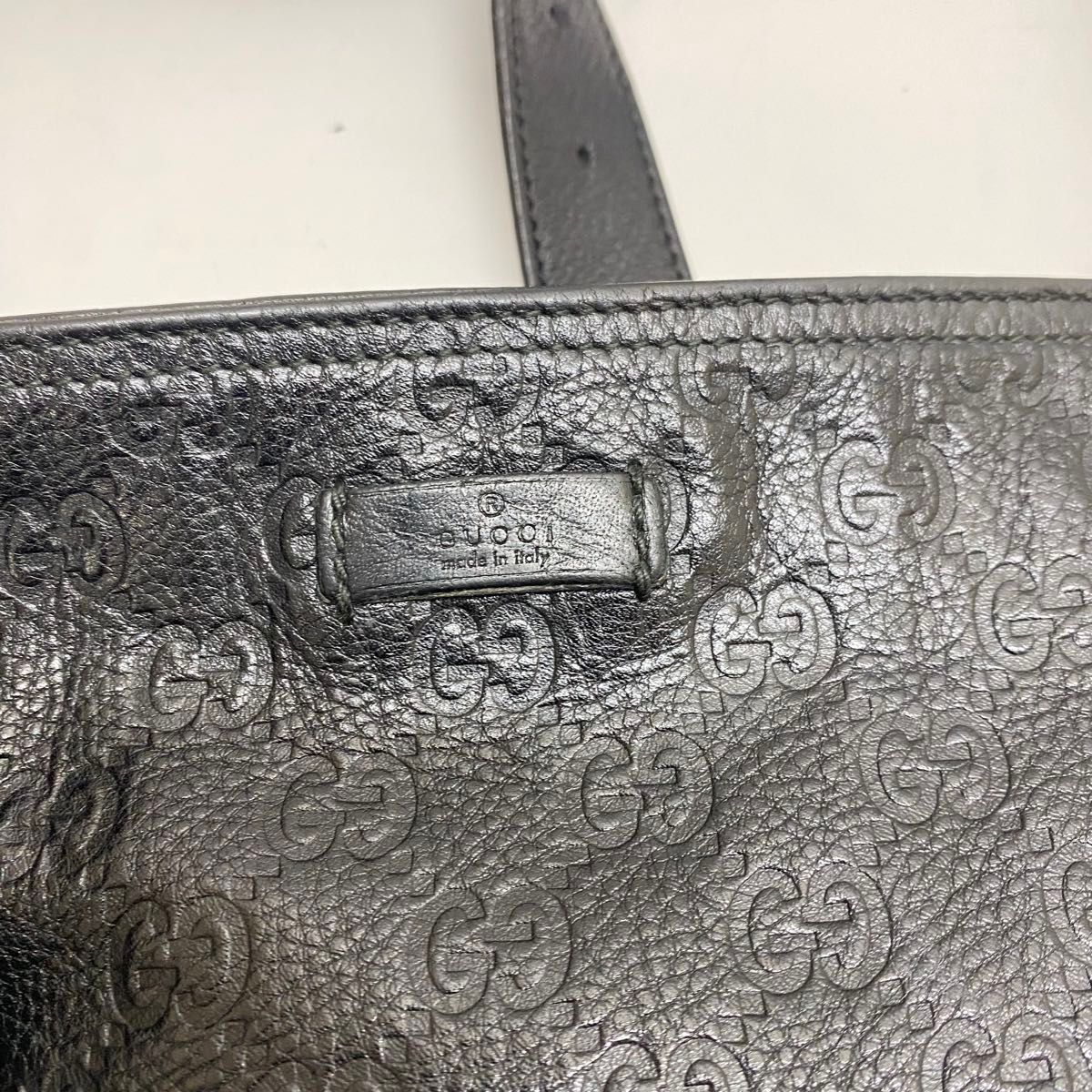 美品】GUCCI シマレザー ショルダーバッグ メッセンジャーバッグ 美品】GUCCI シマレザー ショルダーバッグ メッセンジャーバッグ