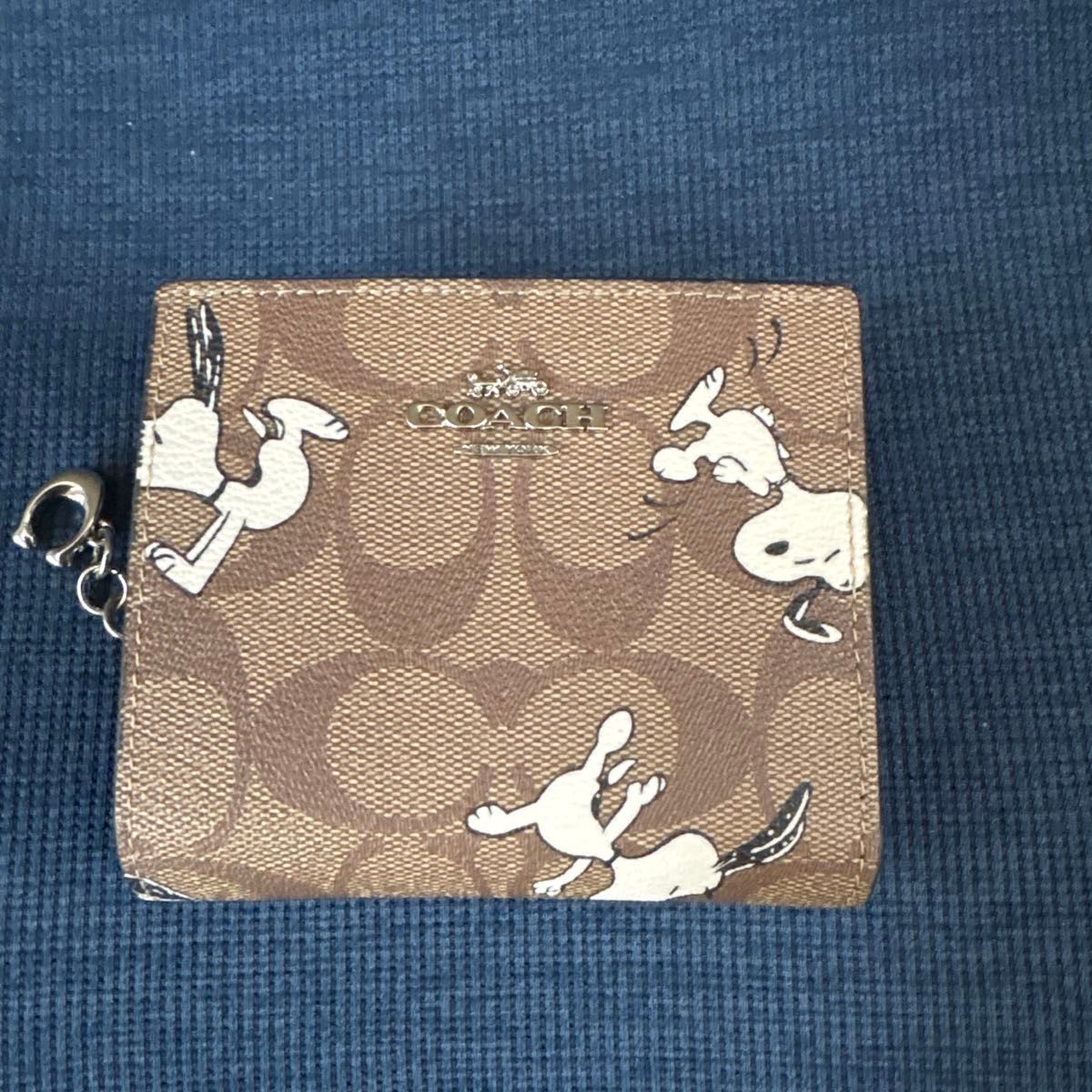最終値下げCOACH 二つ折り財布 cチャーム スヌーピー|Yahoo 最終値下げCOACH 二つ折り財布 cチャーム スヌーピー|Yahoo