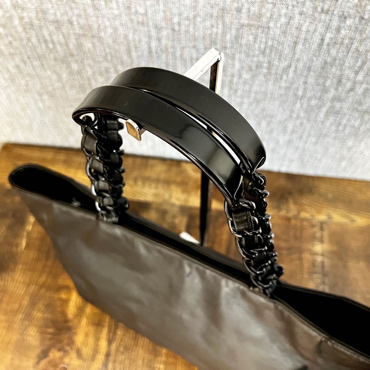 CHANEL シャネル ラムスキン レザー トートバッグ チェーン CHANEL シャネル ラムスキン レザー トートバッグ チェーン