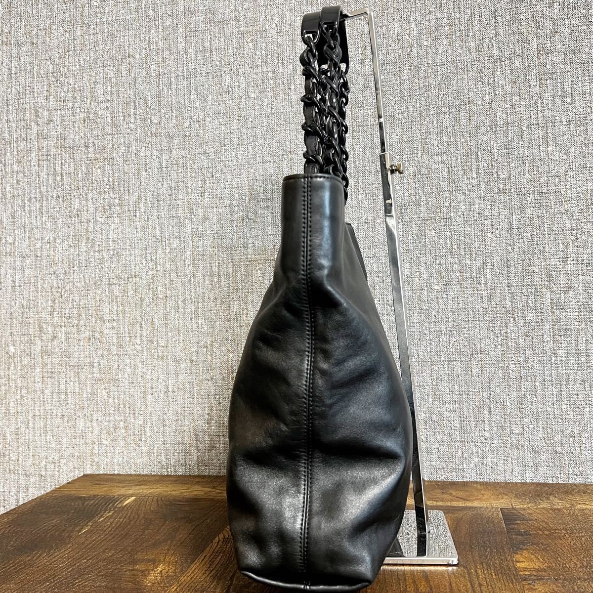 CHANEL シャネル ラムスキン レザー トートバッグ チェーン CHANEL シャネル ラムスキン レザー トートバッグ チェーン