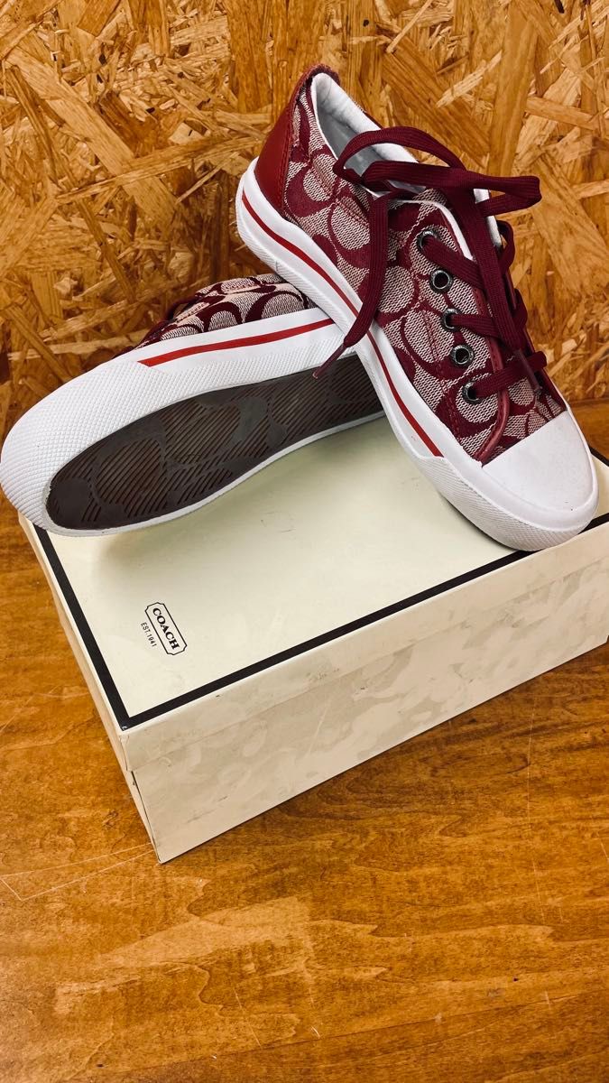COACH スニーカー 赤 サイズ5(22cm相当) 新品未使用 コーチ ハイ COACH スニーカー 赤 サイズ5(22cm相当) 新品未使用 コーチ ハイ