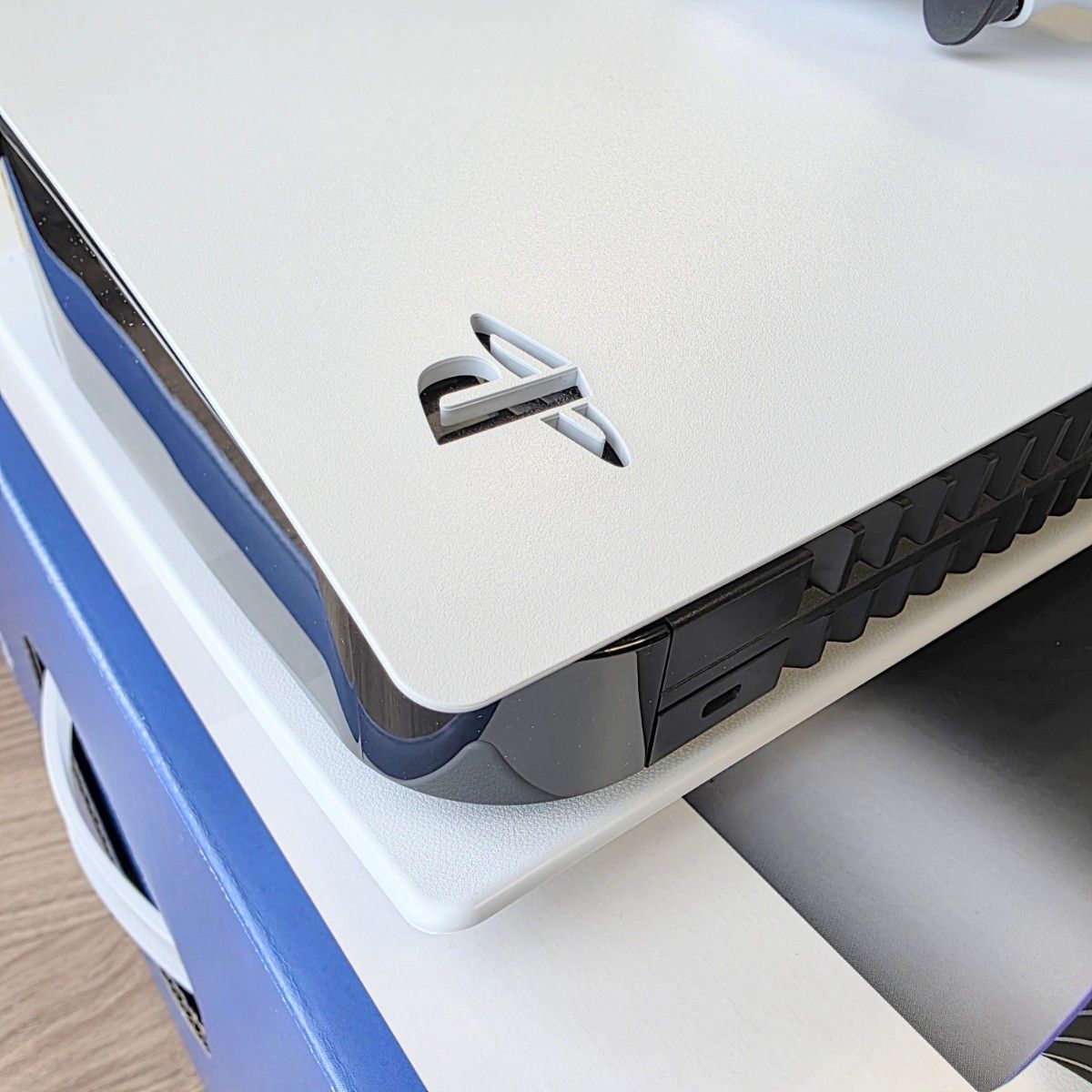 新品同様 PlayStation5 プレイステーション5 ディスクドライブ 新品同様 PlayStation5 プレイステーション5 ディスクドライブ