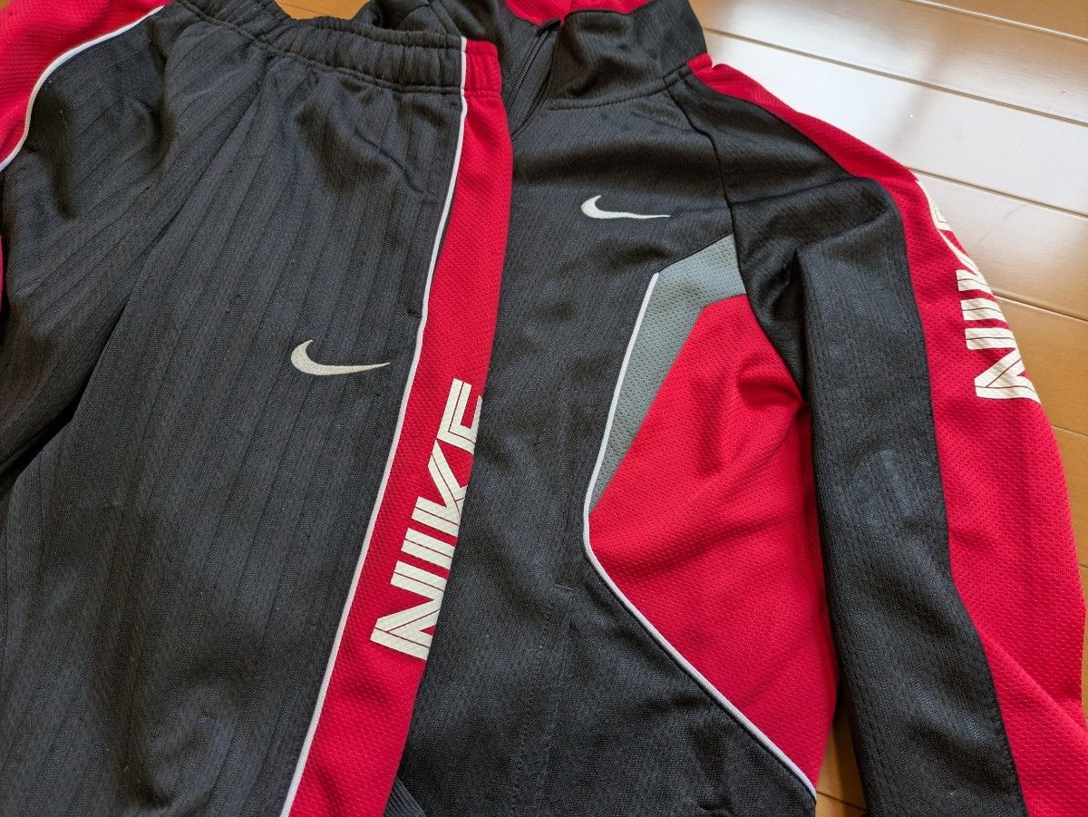 ナイキ NIKE 中古 ジャージ 上下セット セットアップ 子供 160 ナイキ NIKE 中古 ジャージ 上下セット セットアップ 子供 160