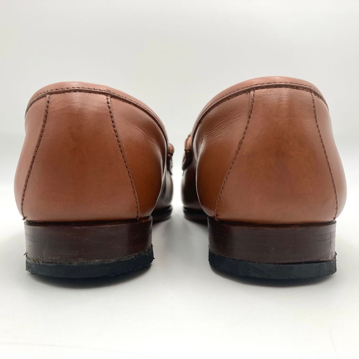 人気定番モデル【美品】GUCCI グッチ ローファー 革靴 シューズ 人気定番モデル【美品】GUCCI グッチ ローファー 革靴 シューズ