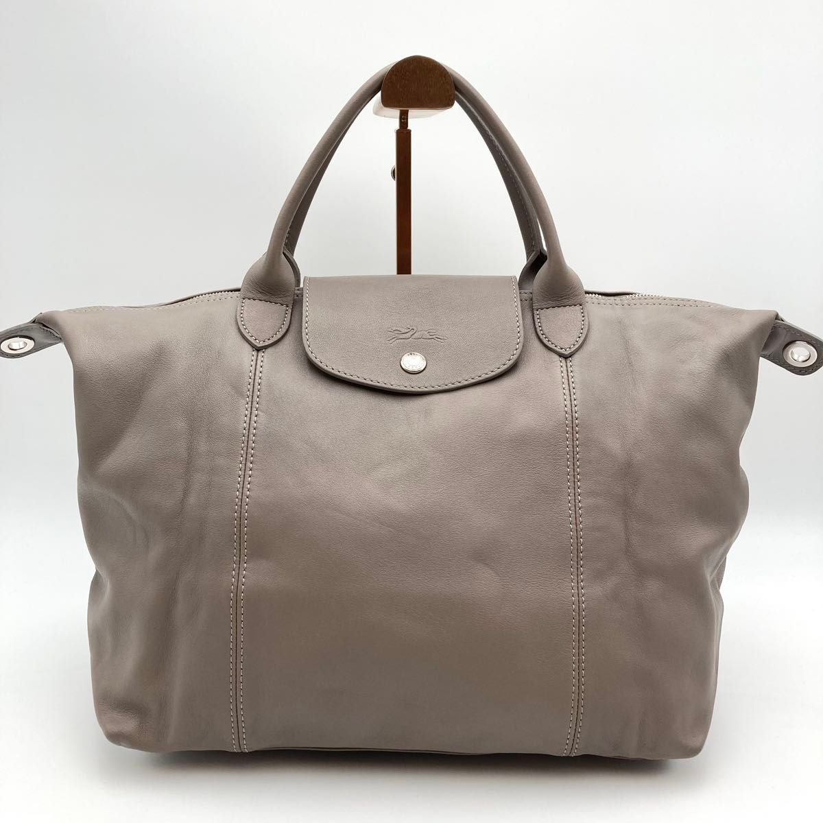 極美品】LONGCHAMP ロンシャン ルプリアージュ キュイール 極美品】LONGCHAMP ロンシャン ルプリアージュ キュイール