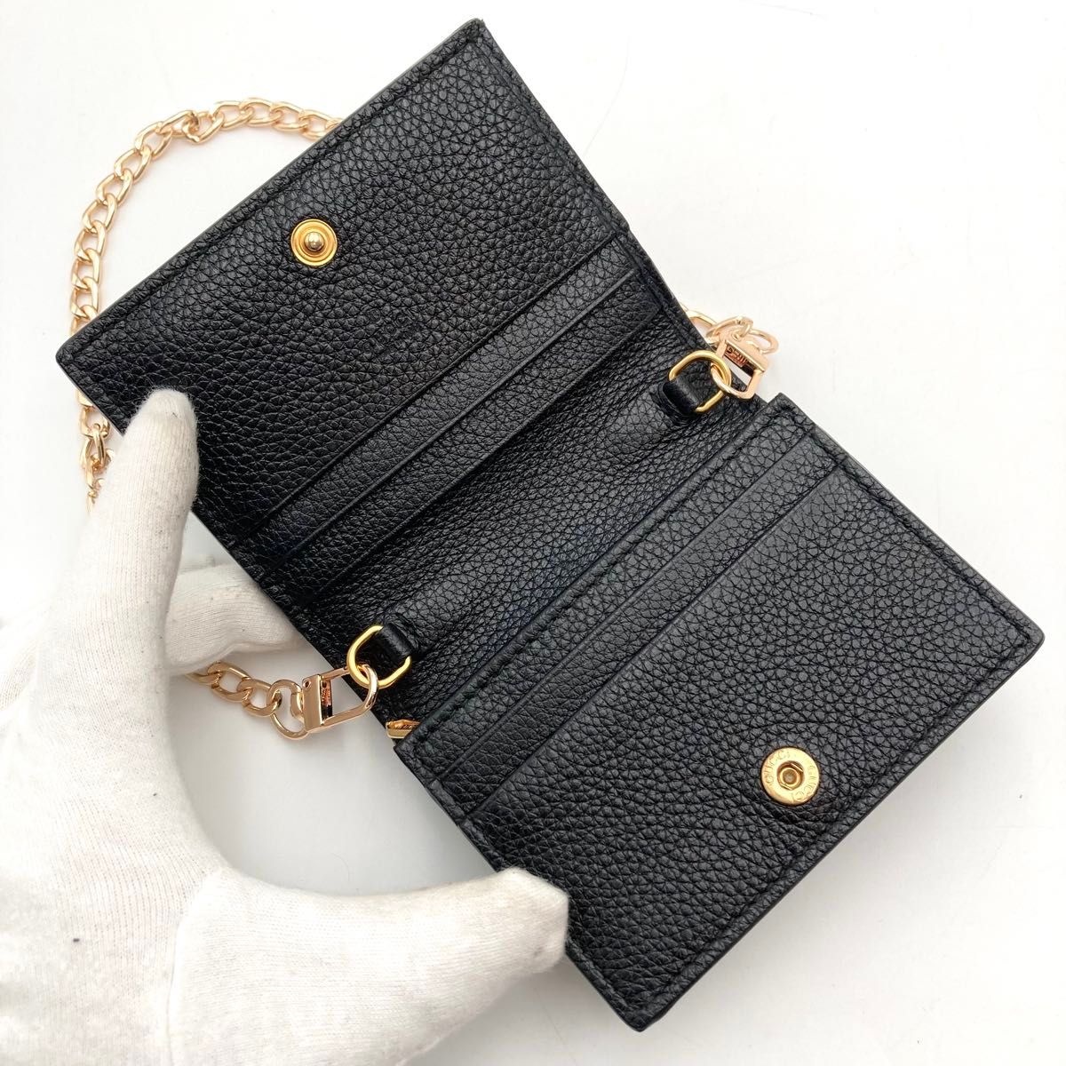 希少【極美品】GUCCI グッチ ズゥミ 二つ折り財布 チェーン 希少【極美品】GUCCI グッチ ズゥミ 二つ折り財布 チェーン