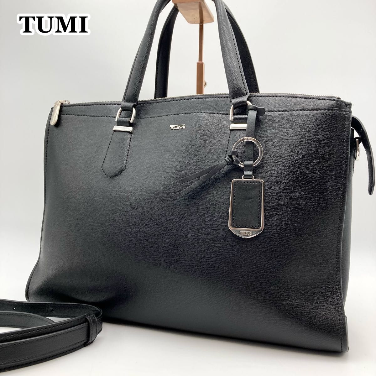 近年【美品】TUMI トゥミ シンクレア エマ ビジネスバッグ 近年【美品】TUMI トゥミ シンクレア エマ ビジネスバッグ