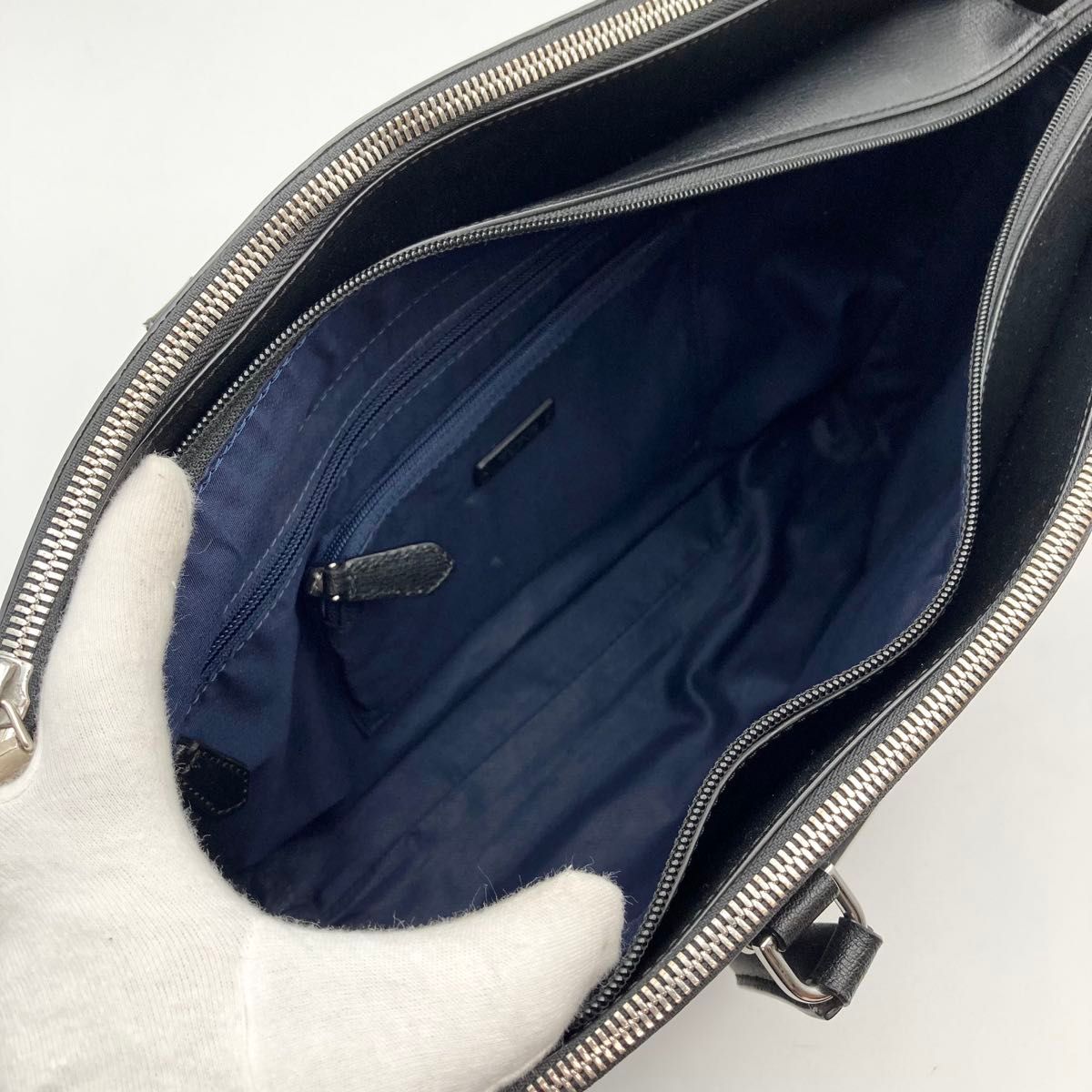 近年【美品】TUMI トゥミ シンクレア エマ ビジネスバッグ 近年【美品】TUMI トゥミ シンクレア エマ ビジネスバッグ