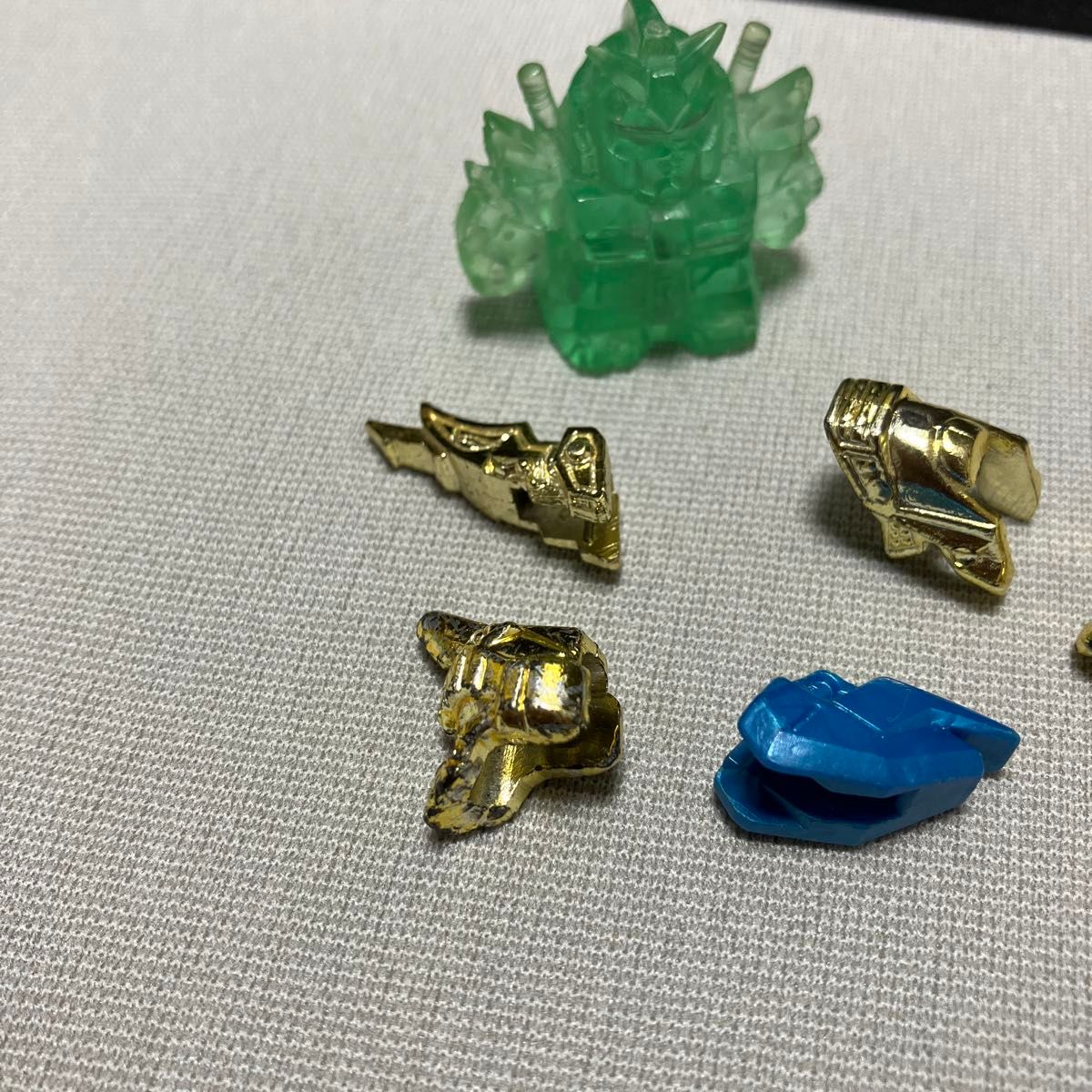 ガンダム ガン消し ガンケシ 金色 金メッキ 金 パーツ 消しゴム ガンダム ガン消し ガンケシ 金色 金メッキ 金 パーツ 消しゴム