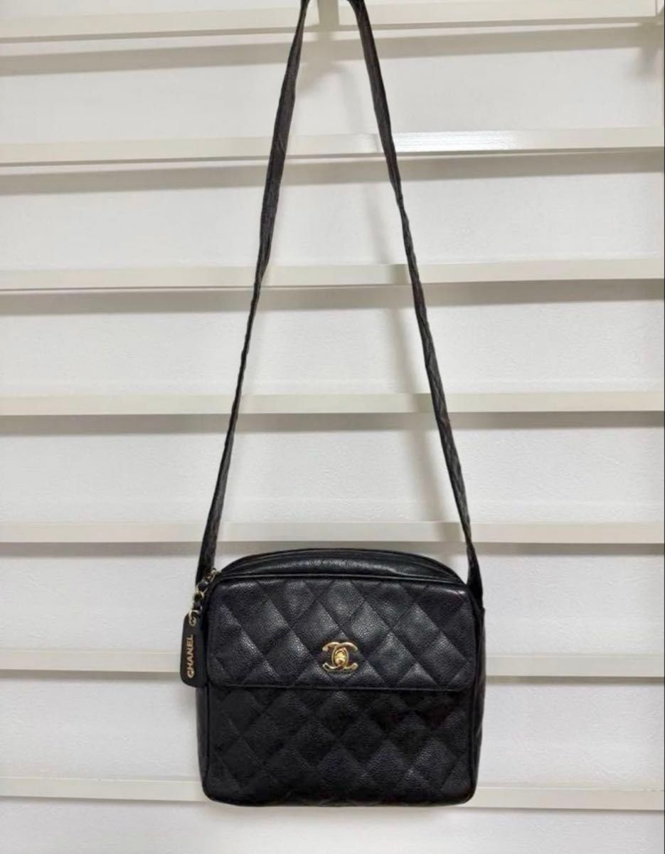 CHANEL シャネル キャビアスキン ショルダーバッグ ターンロック CHANEL シャネル キャビアスキン ショルダーバッグ ターンロック