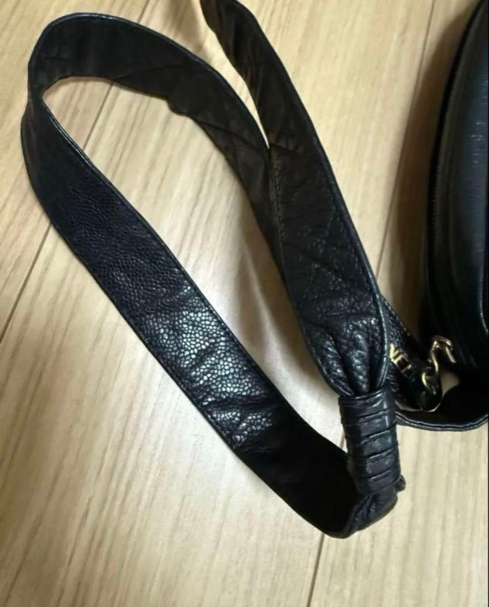 CHANEL シャネル キャビアスキン ショルダーバッグ ターンロック CHANEL シャネル キャビアスキン ショルダーバッグ ターンロック