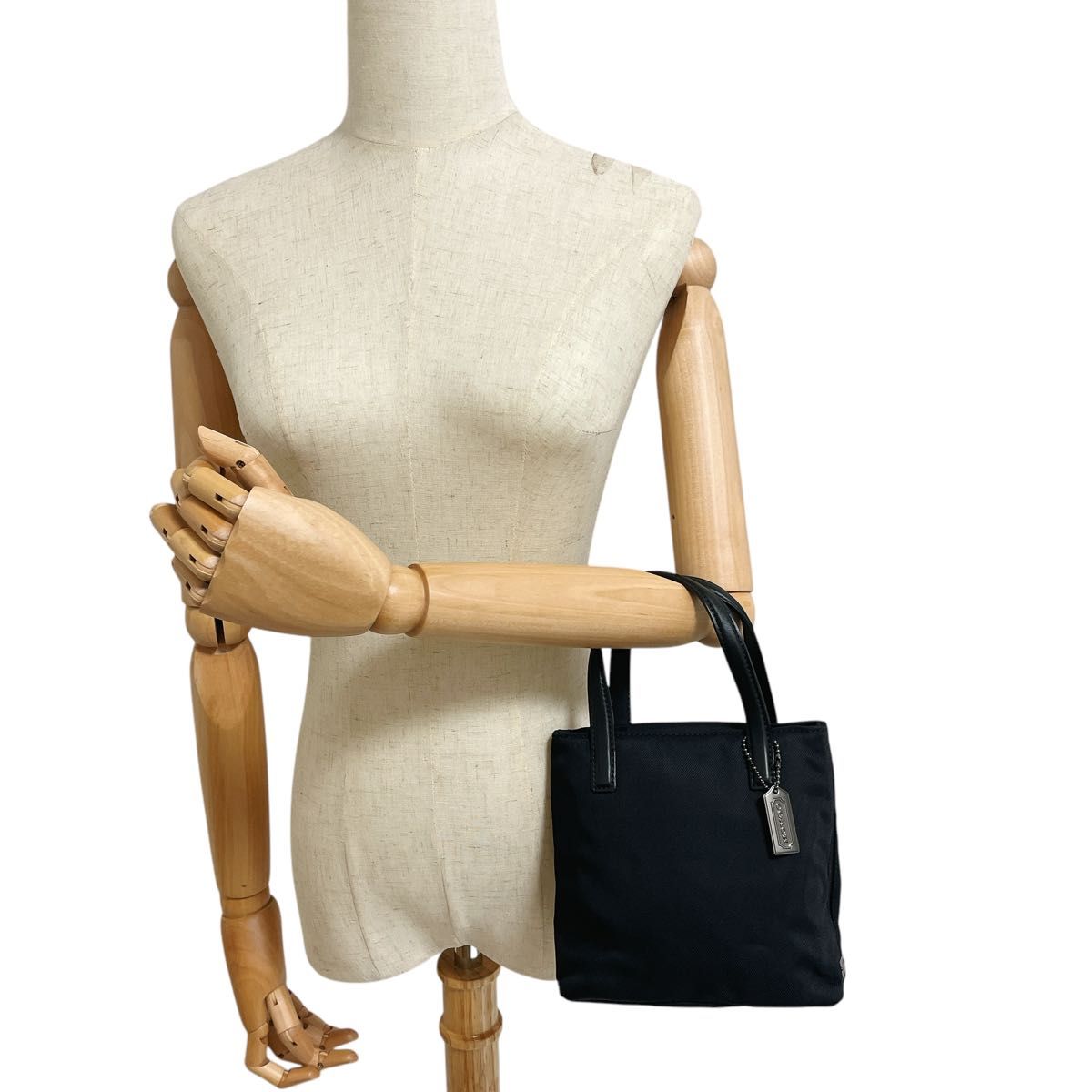 美品】COACH コーチ ミニハンドバッグ ナイロン×レザー 本革 美品】COACH コーチ ミニハンドバッグ ナイロン×レザー 本革