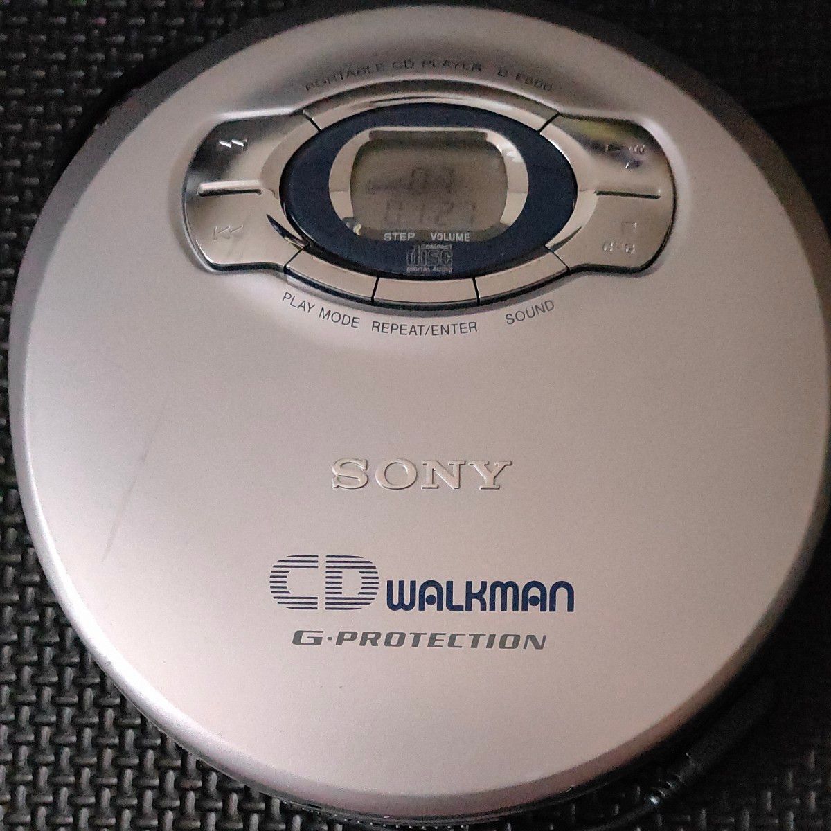 SONY D-E660 ソニー CDウォークマン ポータブルプレーヤー SONY D-E660 ソニー CDウォークマン ポータブルプレーヤー