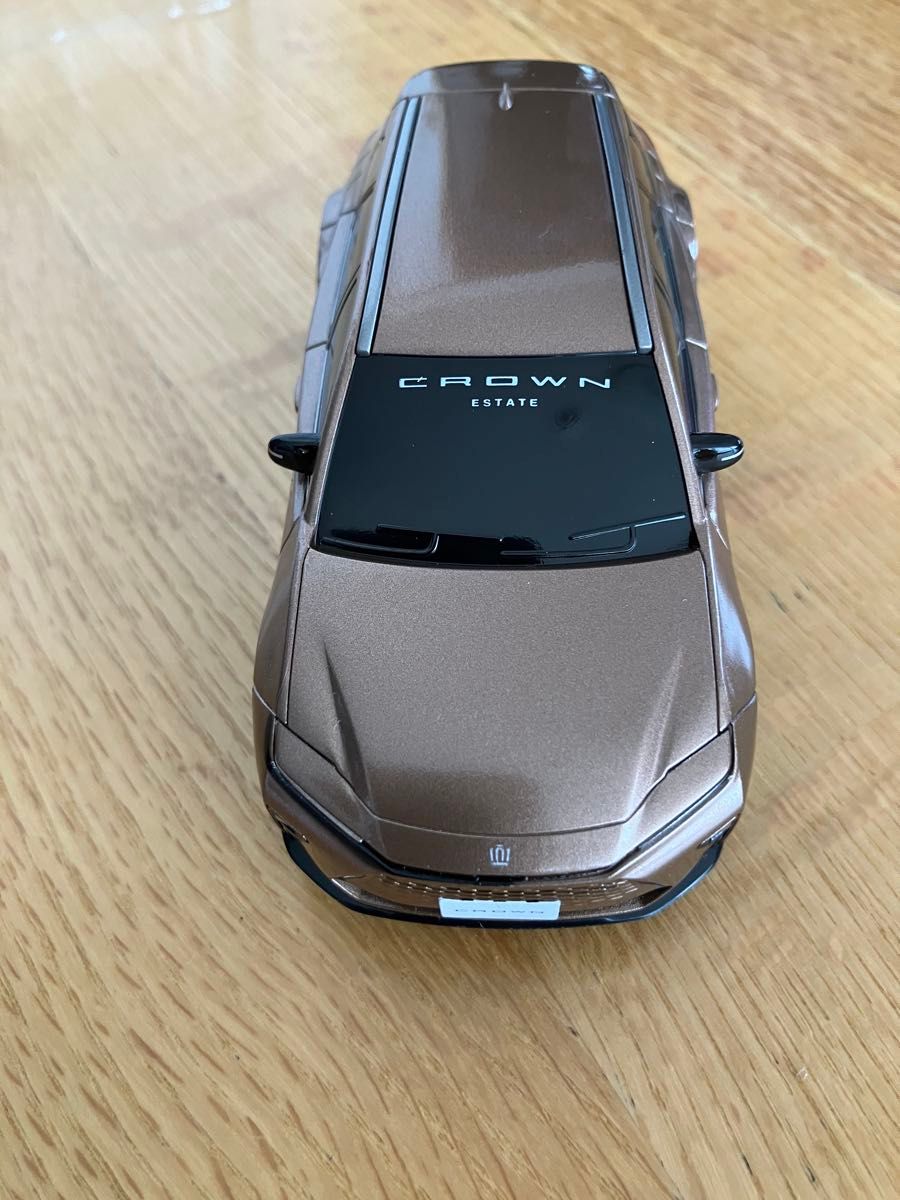 TOYOTA 新型クラウン エステート ノベルティ プルバックカー TOYOTA 新型クラウン エステート ノベルティ プルバックカー