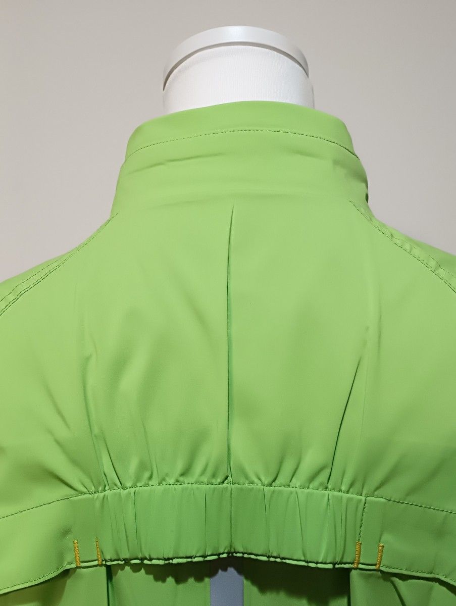 タグ付き 新品 】 UNDER ARMOUR レディースジャケット グリーン タグ付き 新品 】 UNDER ARMOUR レディースジャケット グリーン