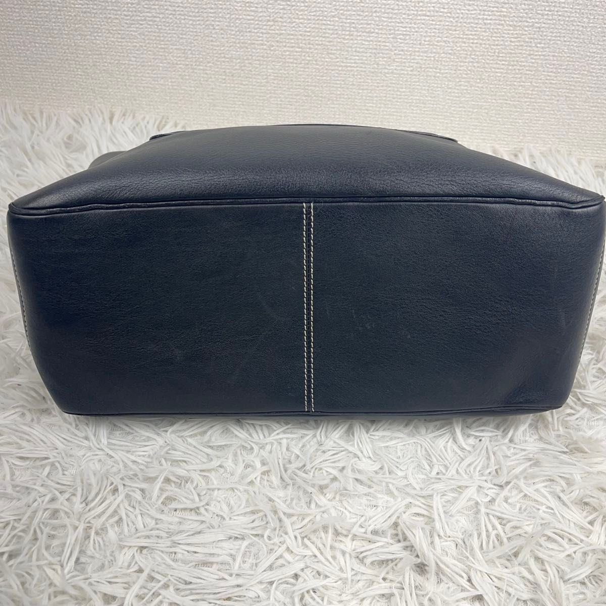 美品 CELINE ブギーバッグ ハンドバッグ レザー ブラック 美品 CELINE ブギーバッグ ハンドバッグ レザー ブラック