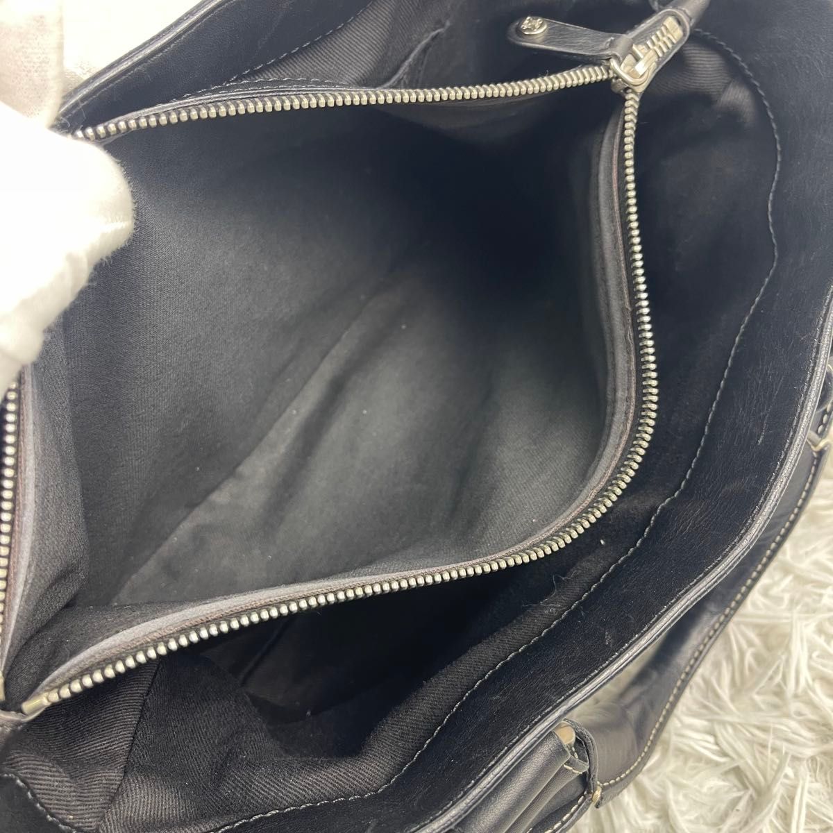 美品 CELINE ブギーバッグ ハンドバッグ レザー ブラック 美品 CELINE ブギーバッグ ハンドバッグ レザー ブラック