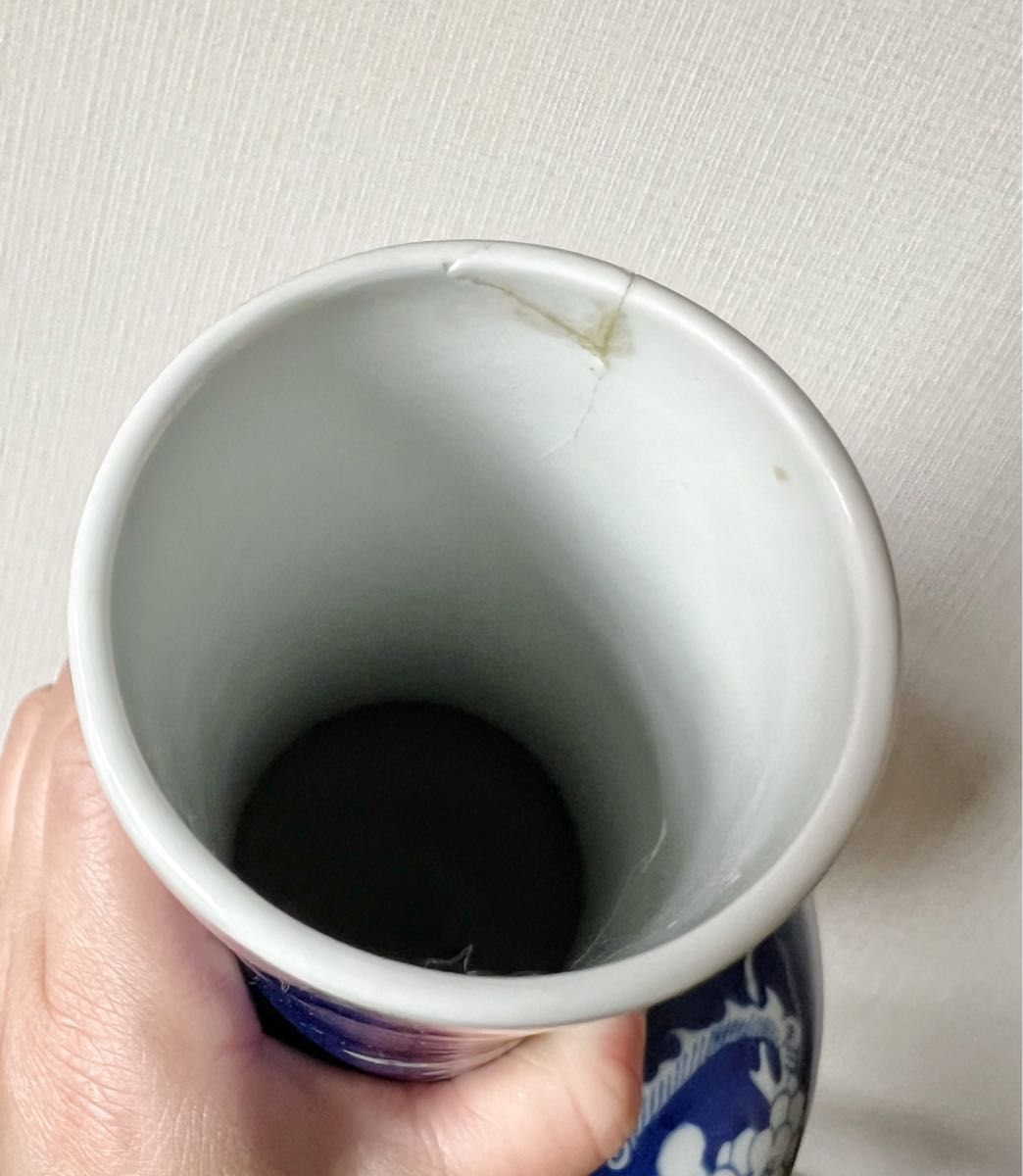 中国美術 花器 花瓶 置物 青華染付 うめ図 中國景徳鎮製|Yahoo 中国美術 花器 花瓶 置物 青華染付 うめ図 中國景徳鎮製|Yahoo