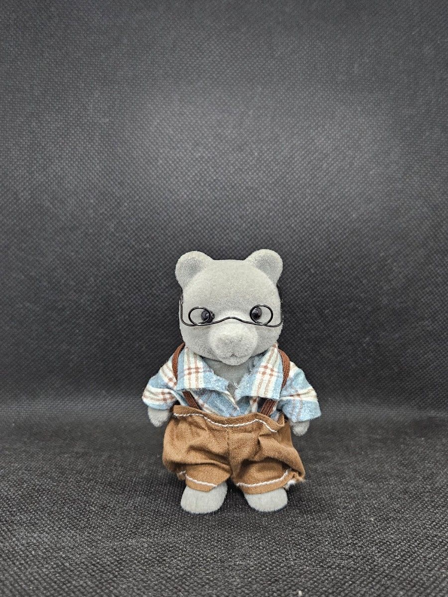 レア】シルバニアファミリー クマのおじいちゃんとおばあちゃん レア】シルバニアファミリー クマのおじいちゃんとおばあちゃん