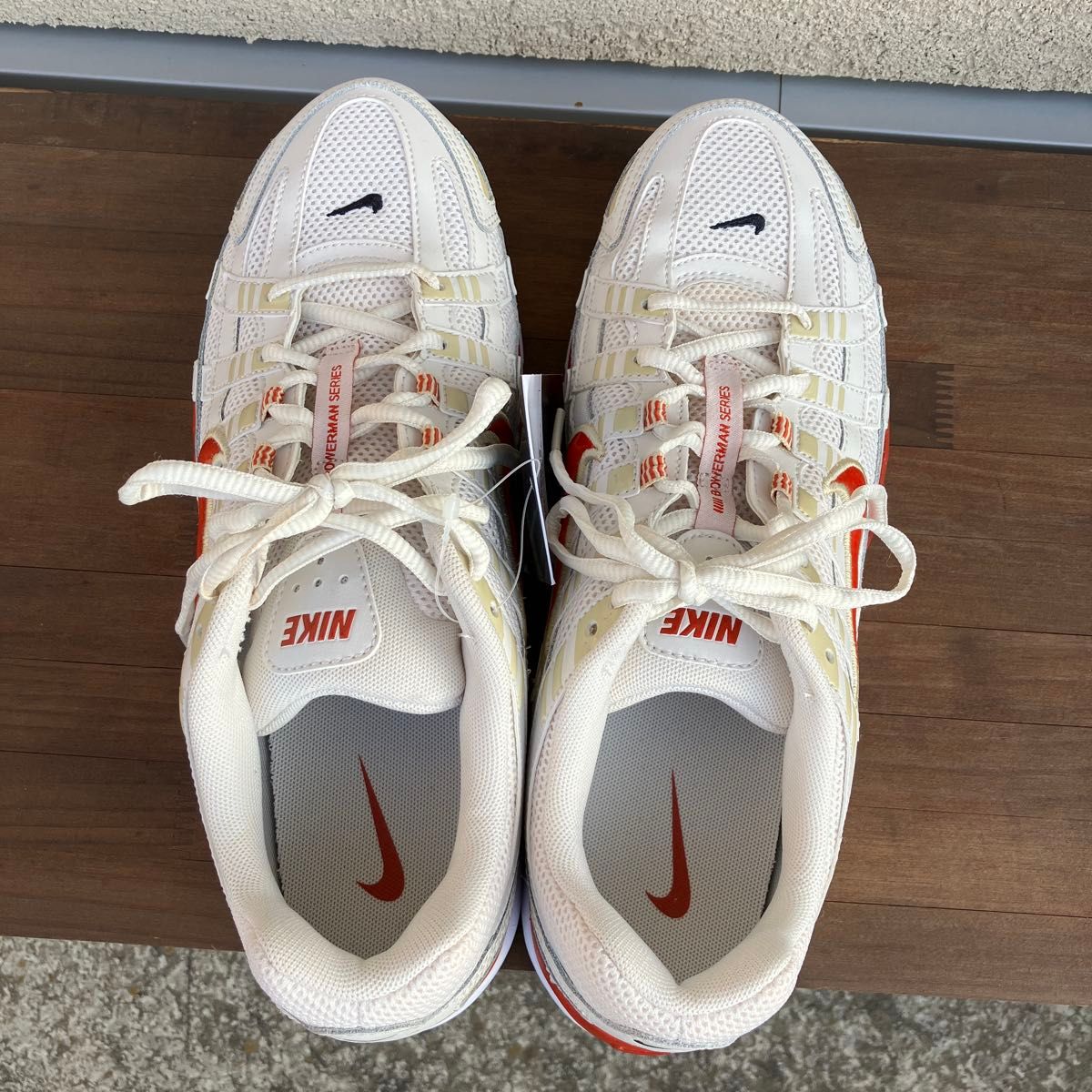 未使用】NIKE P-6000 スニーカー ホワイト/レッド 28 0|Yahoo 未使用】NIKE P-6000 スニーカー ホワイト/レッド 28 0|Yahoo