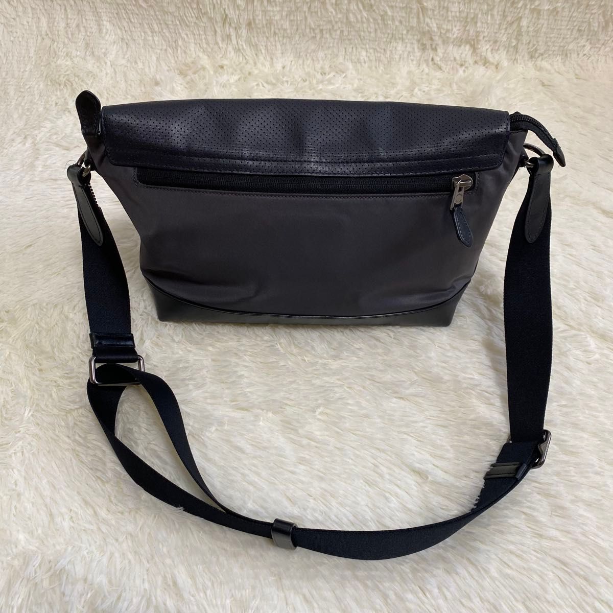 美品 coach コーチ メッセンジャーバッグ ショルダーバッグ 美品 coach コーチ メッセンジャーバッグ ショルダーバッグ