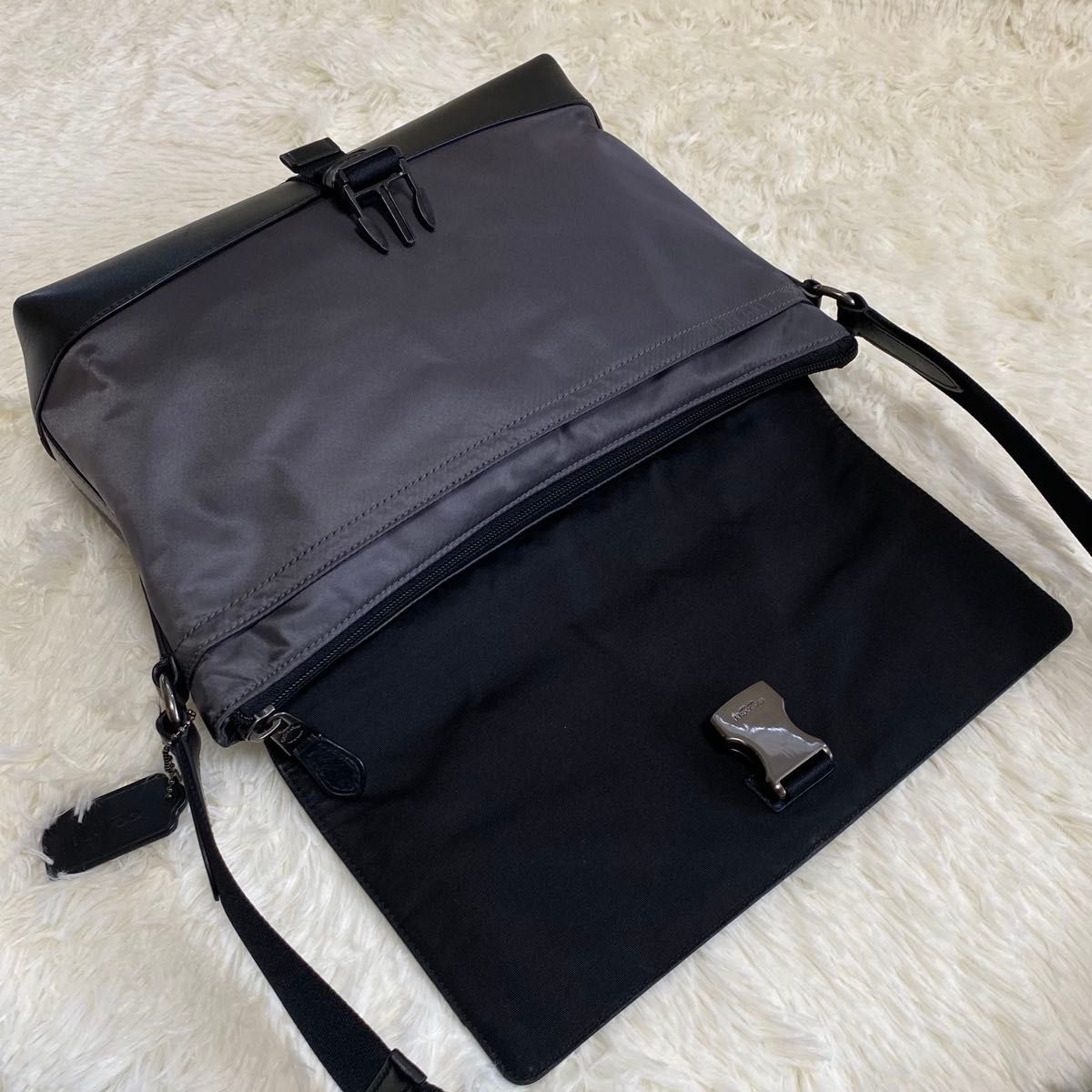 美品 coach コーチ メッセンジャーバッグ ショルダーバッグ 美品 coach コーチ メッセンジャーバッグ ショルダーバッグ