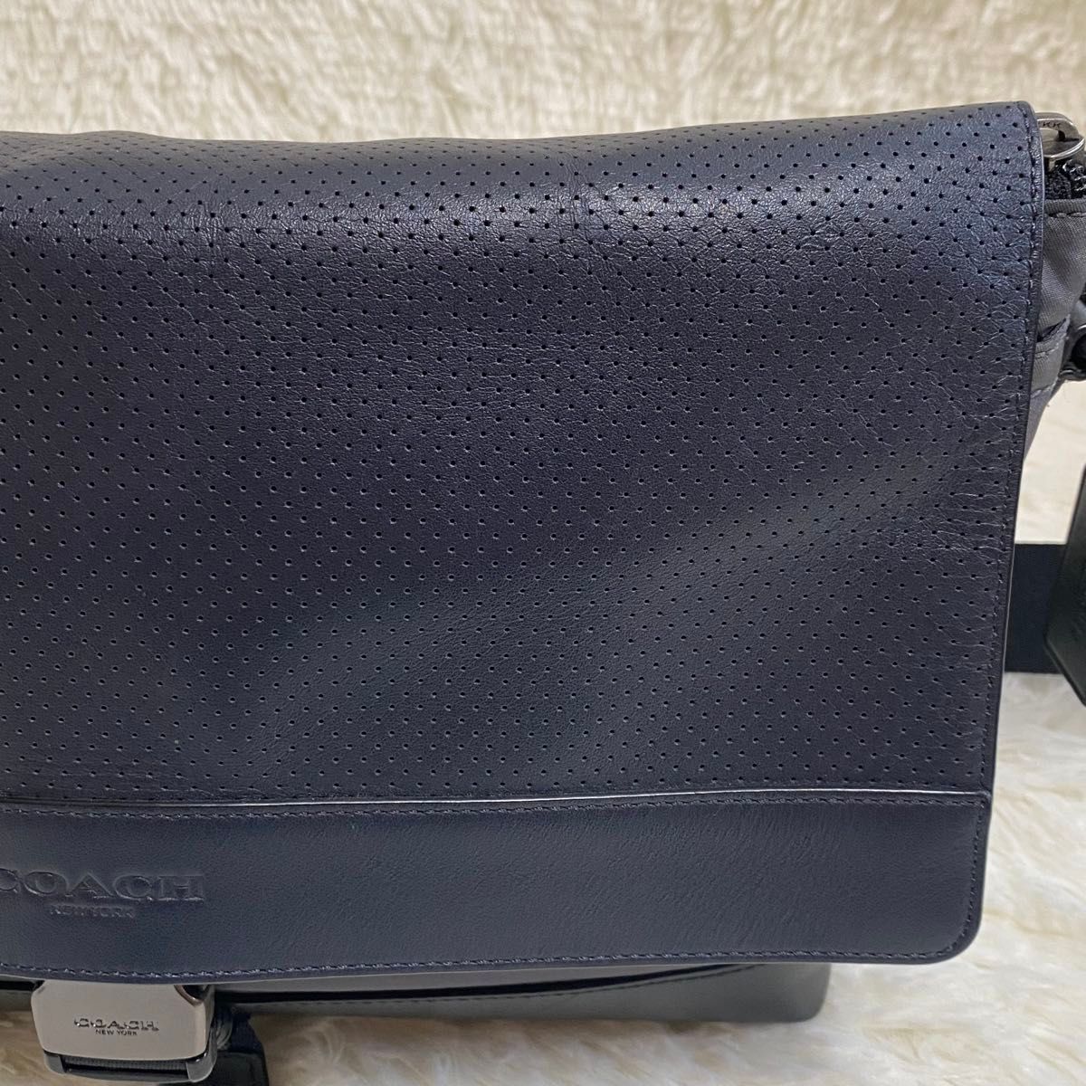 美品 coach コーチ メッセンジャーバッグ ショルダーバッグ 美品 coach コーチ メッセンジャーバッグ ショルダーバッグ