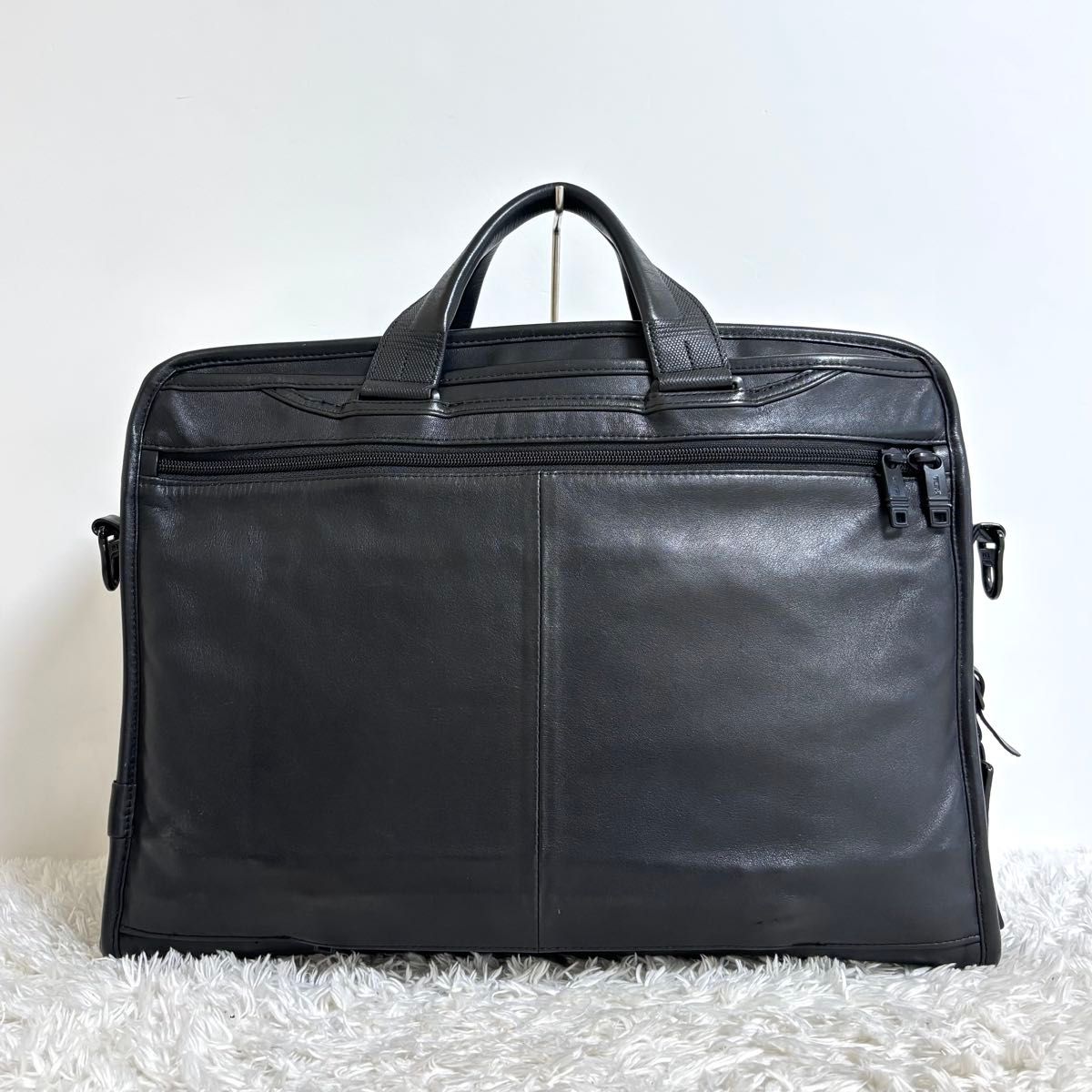 美品】 TUMI ALPHA2 ブリーフケース ショルダーバッグ オール 美品】 TUMI ALPHA2 ブリーフケース ショルダーバッグ オール
