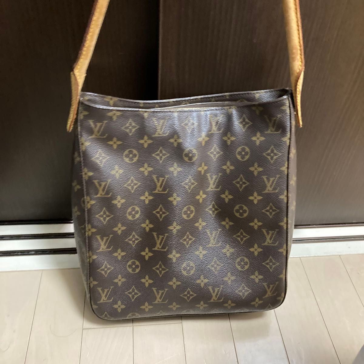 LOUIS VUITTON ルイヴィトン モノグラム ルーピングGM LOUIS VUITTON ルイヴィトン モノグラム ルーピングGM