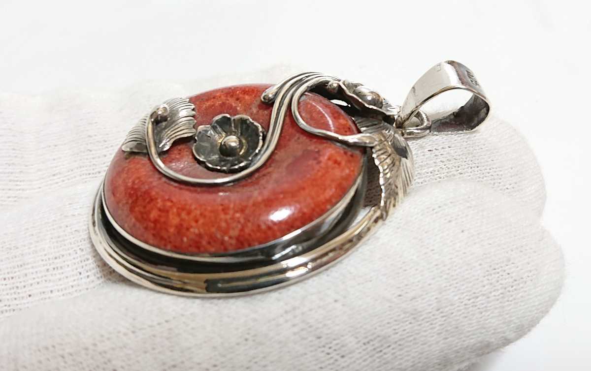 4530 SILVER925 red coral top silver 925 made .. Indian jewelry Navajo navajo Old record round . color red series 