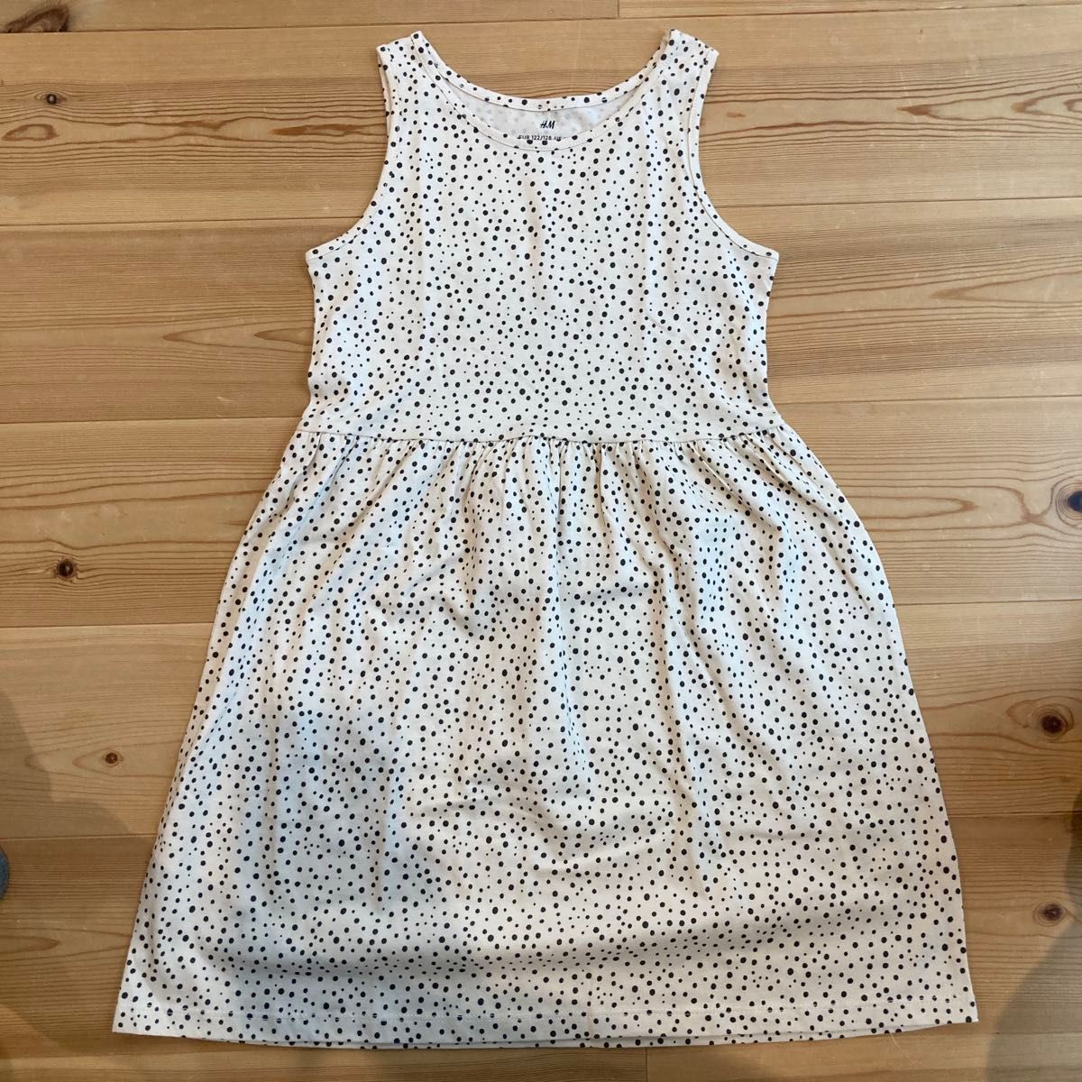 H&M ノースリーブワンピース ドット柄 キッズ 女の子 130|Yahoo H&M ノースリーブワンピース ドット柄 キッズ 女の子 130|Yahoo