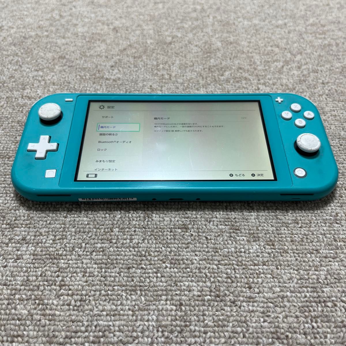 A1272 Nintendo Switch Lite ニンテンドー スイッチ ライト A1272 Nintendo Switch Lite ニンテンドー スイッチ ライト