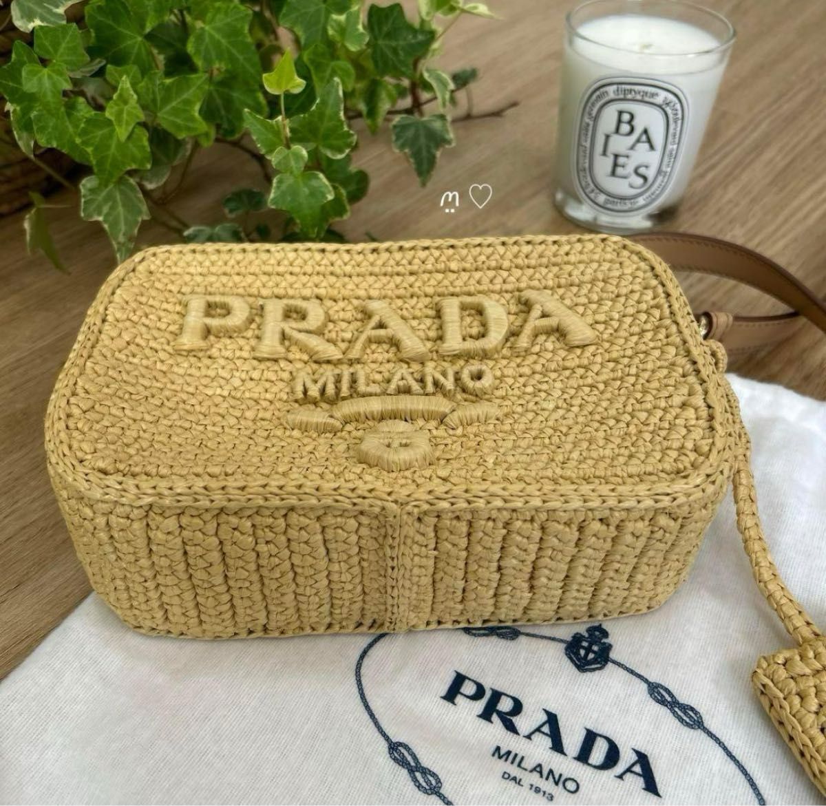 関税込★PRADA★1BH196 キーリング付 ラフィアポシェット PRADAプラダ エンボスロゴラフィアショルダーバッグ 1BH196