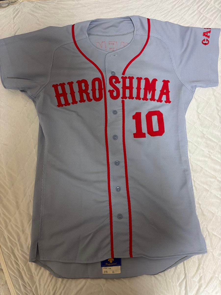 広島カープ ユニフォーム 金本 サイズL 97年 プロフェッショナル 広島カープ ユニフォーム 金本 サイズL 97年 プロフェッショナル