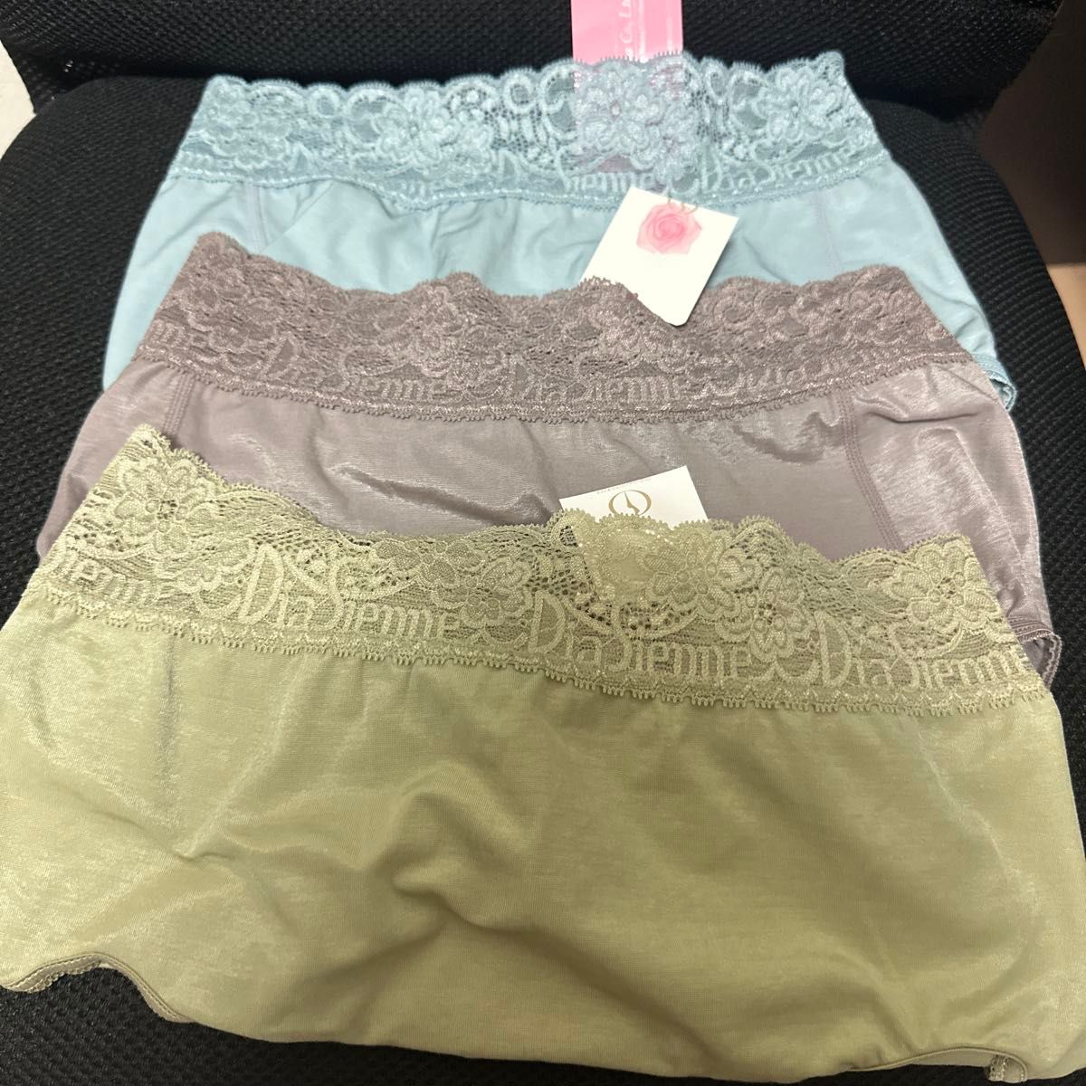 新品タグ付き 補正下着 ダイアナ ボディスーツ ダイアジェンヌ 新品タグ付き 補正下着 ダイアナ ボディスーツ ダイアジェンヌ
