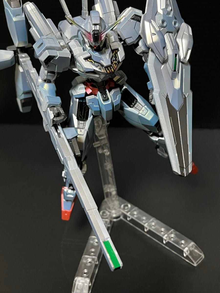 完成品 ガンダムキャリバーン HG 1/144 全塗装 水星の魔女 完成品 ガンダムキャリバーン HG 1/144 全塗装 水星の魔女
