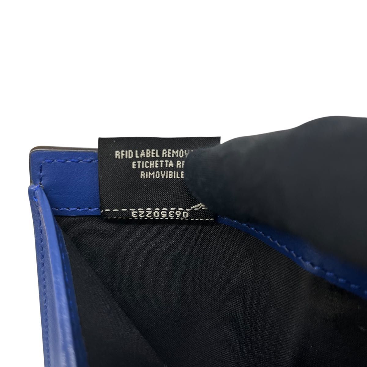 希少】FENDI フェンディ 二つ折り財布 コインケース カード 希少】FENDI フェンディ 二つ折り財布 コインケース カード