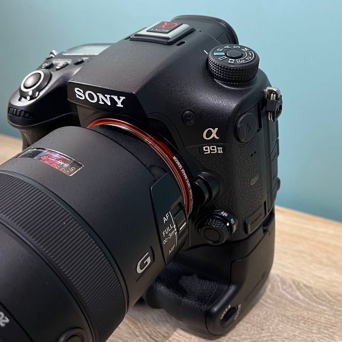 SONY α99 II ボディ ILCA-99M2 縦位置グリップ レンズセット SONY α99 II ボディ ILCA-99M2 縦位置グリップ レンズセット