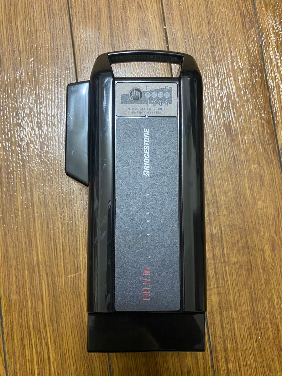 ブリヂストン 電動自転車バッテリー XOT-32|Yahoo!フリマ(旧 ブリヂストン 電動自転車バッテリー XOT-32|Yahoo!フリマ(旧