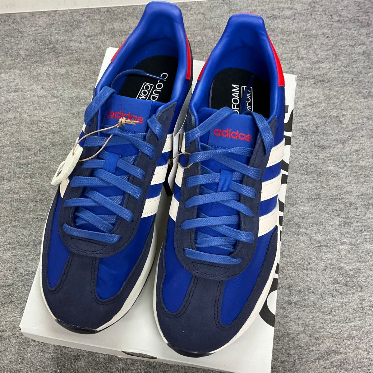 新品 adidas アディダスメンズスニーカーランニングジョギング 新品 adidas アディダスメンズスニーカーランニングジョギング