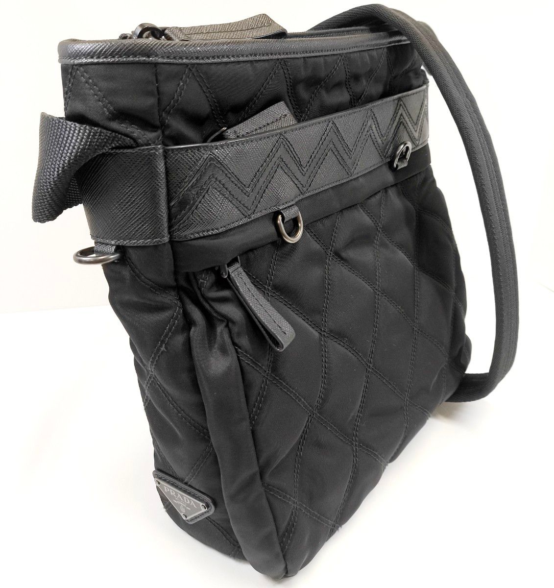 極美品 プラダ ショルダーバッグ 2VH022 ナイロン レザー 極美品 プラダ ショルダーバッグ 2VH022 ナイロン レザー