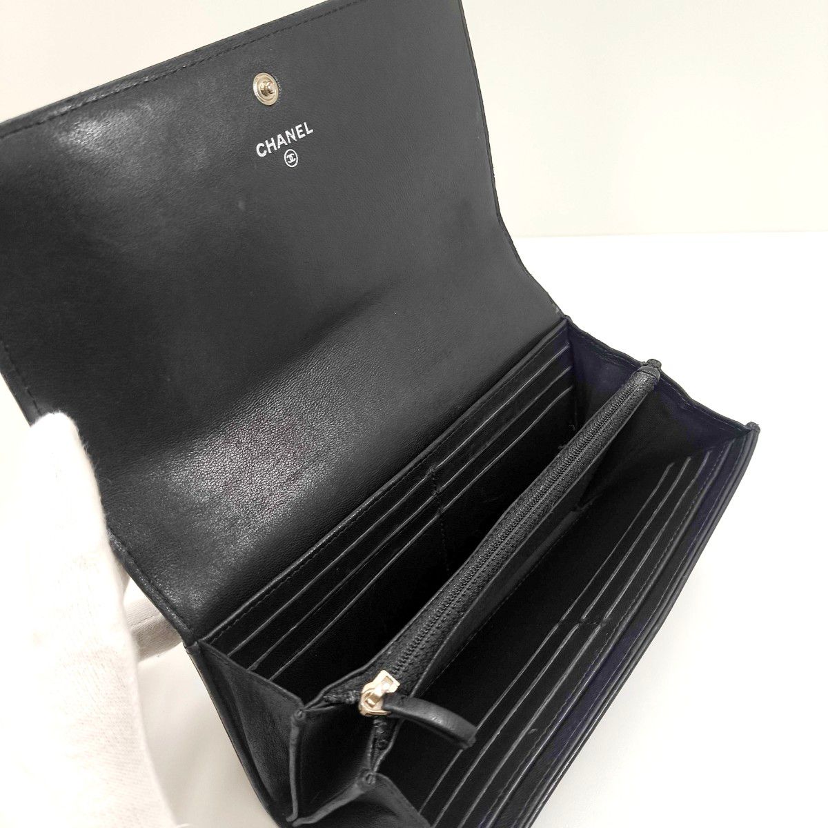 CHANEL シャネル マトラッセ 2つ折り 長財布 ココマーク CHANEL シャネル マトラッセ 2つ折り 長財布 ココマーク