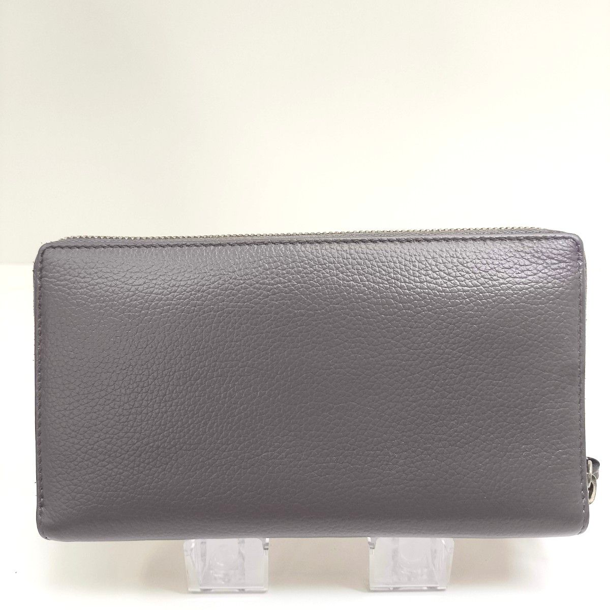 美品 BALENCIAGA バレンシアガ ネオクラシック ラウンド長財布 美品 BALENCIAGA バレンシアガ ネオクラシック ラウンド長財布