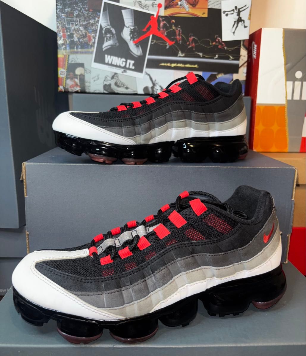 27 0 NIKE AIRMAX VAPORMAX PLUS 95 27 BRG16 ナイキ エア 27 0 NIKE AIRMAX VAPORMAX PLUS 95 27 BRG16 ナイキ エア