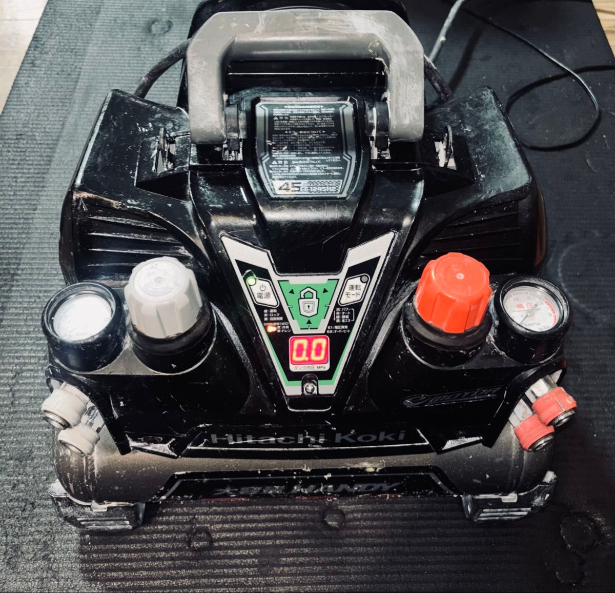 通電確認済み 日立 エア コンプレッサー 06 EC1245H2 ジャンク 通電確認済み 日立 エア コンプレッサー 06 EC1245H2 ジャンク
