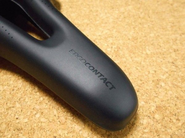 【2024年】お歳暮ギフト 完成車外し】 ショートノーズ CONTACT ERGO サドル 穴開き GIANT その他