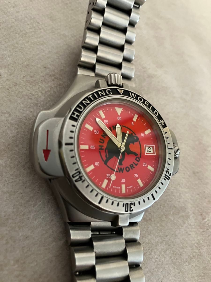 値下げ 稼働 美品 ハンティングワールド CW-19466 QZ 赤文字盤 値下げ 稼働 美品 ハンティングワールド CW-19466 QZ 赤文字盤