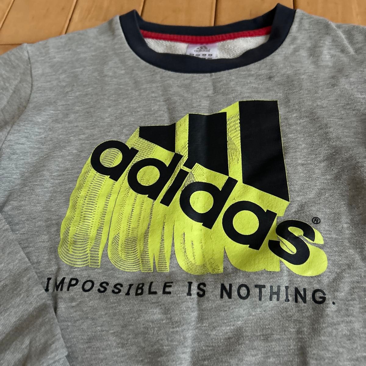 adidas トレーナー キッズ140 グレー アディダス|Yahoo!フリマ adidas トレーナー キッズ140 グレー アディダス|Yahoo!フリマ