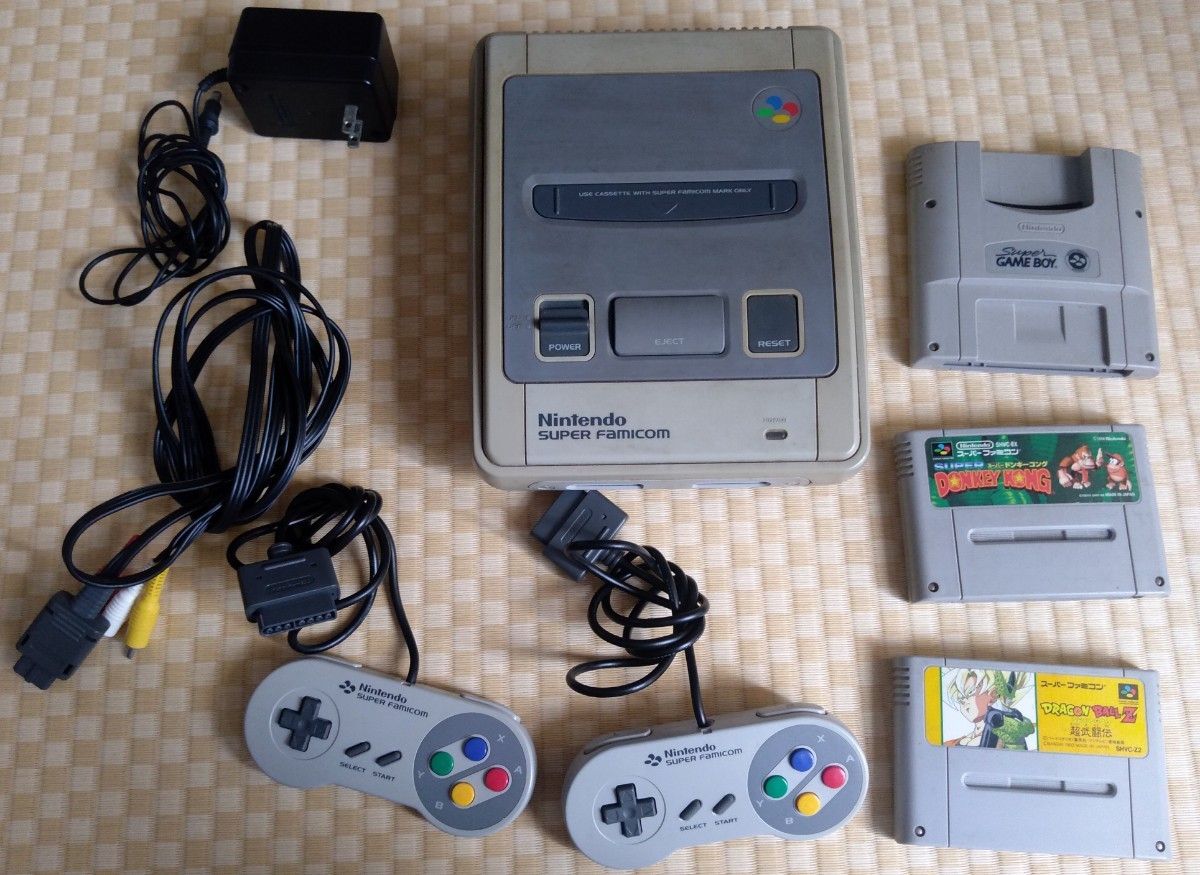 スーパーファミコン本体一式+スーパーゲームボーイ+カセット2個 スーパーファミコン本体一式+スーパーゲームボーイ+カセット2個