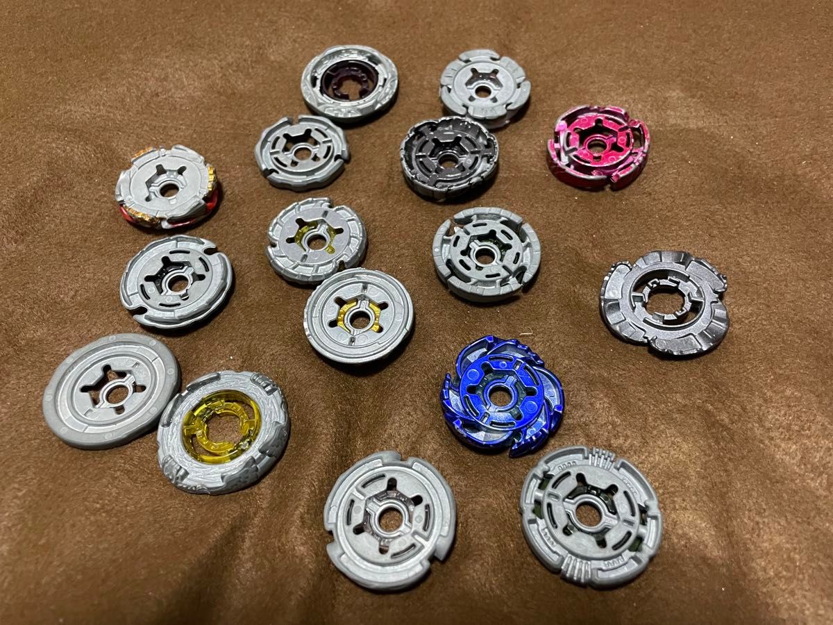ベイブレード 《メタルファイト》BEYBRADEシリーズ 各種中古 ベイブレード 《メタルファイト》BEYBRADEシリーズ 各種中古